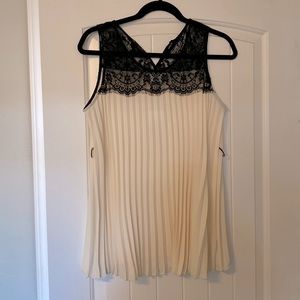 Pleated fashion lace Maternity top NWT